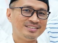 Pemerintah Provinsi Sulawesi Selatan memberikan klarifikasi terkait pemberitaan di sejumlah media mengenai pengadaan kendaraan operasional Gubernur berupa Lexus LM. Pengadaan tersebut ditegaskan sebagai bagian dari kebijakan penataan dan efisiensi aset daerah yang dilakukan secara transparan serta sesuai dengan ketentuan peraturan perundang-undangan. 11 April 2026