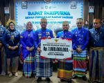 Gubernur Sulawesi Selatan, Andi Sudirman Sulaiman mendorong Kota Parepare sebagai pusat pertumbuhan barat dan jasa di wilayah tengah Sulsel, khususnya sebagai pilot project pengelolaan sampah terintegrasi.