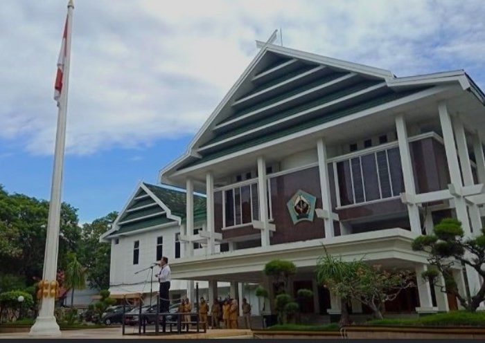 Tampak depan Kantor Bupati Kabupaten Bantaeng