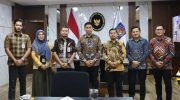 Wakil Menteri Dalam Negeri (Wamendagri) Republik Indonesia saat menerima Wali Kota Parepare, Tasming Hamid bersama rombongan, di Kantor Kementerian Dalam Negeri, Sabtu 9 Mei 2026. (Foto: Dok Humas Parepare).