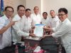 Suwardi Thahir (kanan) resmi mendaftar sebagai kontestan pada pemilihan Ketua PWI Sulsel masa bakti 2026-2031 di Kantor PWI Sulsel, Jl Maccini, Kota Makassar, Rabu 13 Mei 2026 siang. (Foto: Dok istimewa).