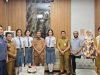 Gubernur Sulawesi Selatan Andi Sudirman Sulaiman menemui langsung peserta dan turut melibatkan Pemerintah Kota Makassar dalam hal ini Kesbangpol Makassar pada pertemuan yang berlangsung di Rumah Jabatan Gubernur, Senin, 25 Mei 2026.
