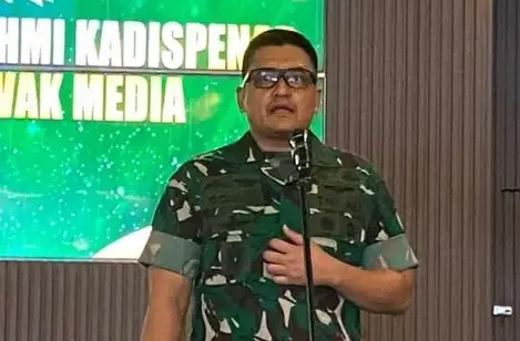TNI Dilibatkan Tangani Begal, Publik Soroti Batas Peran Militer di Ruang Sipil 13 Tentara Nasional Indonesia Angkatan Darat menegaskan pelibatan prajurit dalam membantu penanganan aksi begal merupakan bagian dari operasi militer selain perang (OMSP) dan dilakukan sesuai ketentuan hukum yang berlaku.