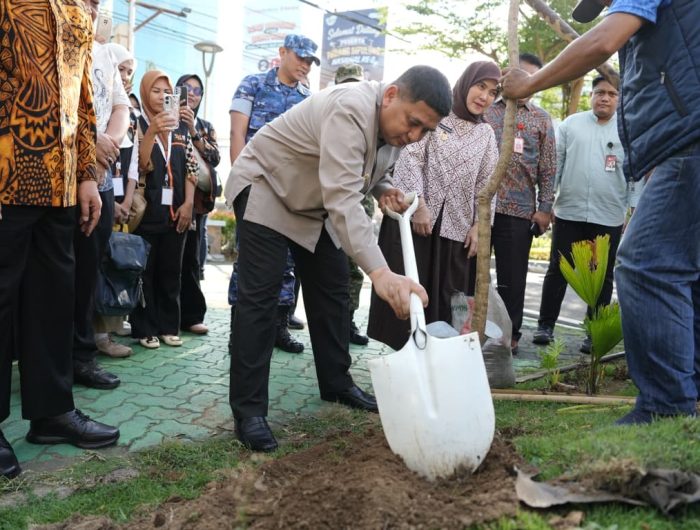 Pemkot Makassar dan BPS Perkuat Komitmen Sukseskan Sensus Ekonomi 2026, 934 Petugas Diterjunkan 13 6db5d734 5086 4989 a868 4b9d6ff8b39a