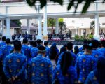 Gubernur Sulawesi Selatan, Andi Sudirman Sulaiman, bertindak sebagai Inspektur Upacara pada peringatan Hari Lahir Pancasila yang diperingati setiap tanggal 1 Juni. Upacara berlangsung khidmat di Halaman Rumah Jabatan Gubernur Sulsel, Selasa (2/6/2026).
