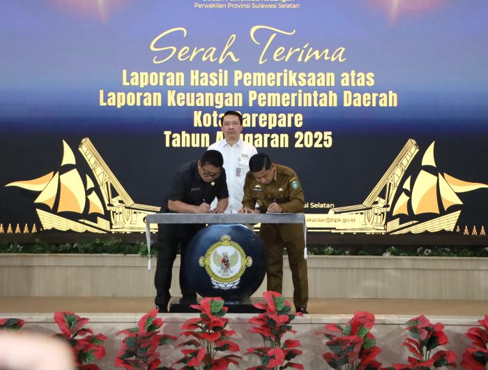 Terima Opini WTP dari BPK, Pemkot Parepare Tegaskan Komitmen Transparansi Anggaran 13 Pemerintah Kota Parepare kembali meraih opini Wajar Tanpa Pengecualian (WTP) dari Badan Pemeriksa Keuangan (BPK) atas Laporan Keuangan Pemerintah Daerah (LKPD) Tahun Anggaran 2025.