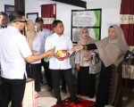 Wali Kota Parepare, Tasming Hamid, meninjau langsung tiga lokasi produksi yang menjadi bagian dari inovasi unggulan “SRIKANDI BERDAYA OLEH SRIKANDI”, program pemberdayaan masyarakat yang digagas Dinas Pertanian, Kelautan, dan Perikanan (PKP) Kota Parepare.