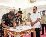 Pemerintah Provinsi Sulawesi Selatan (Pemprov Sulsel) melakukan penandatanganan Perjanjian Kerja Sama (PKS) dengan Kodam XIV/Hasanuddin terkait penanganan bencana banjir di Kabupaten Luwu Utara.