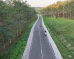 Gubernur Sulawesi Selatan, Andi Sudirman Sulaiman meninjau progres pengerjaan Paket 1 Multiyears Project (MYP) pada ruas jalan Tanaberu-Tanete dan Sinjai-Kajang di Kabupaten Bulukumba.