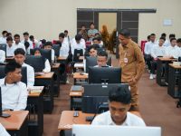 Sebanyak 192 peserta dari berbagai kabupaten dan kota di Sulawesi Selatan mendaftar mengikuti seleksi awal Program Beasiswa Sekolah Penerbang Pemerintah Provinsi Sulawesi Selatan yang bekerja sama dengan Politeknik Penerbangan Indonesia (PPI).