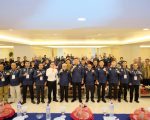 Bupati Bantaeng, Muh.Fathul Fauzi Nurdin di dampingi Wakil Bupati Bantaeng, H.Sahabuddin secara resmi membuka kegiatan Bimbingan Teknis (Bimtek) Penguatan Pengawasan Pengelolaan Keuangan Desa melalui Optimalisasi Sistem Informasi Keuangan Desa (Siskeudes) Versi 2.0.9 Berbasis Online bagi Kepala Desa dan Pengelola Keuangan Desa se-Kabupaten Bantaeng Tahun 2026.