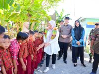 Wakil Gubernur Sulawesi Selatan, Fatmawati Rusdi mengunjungi Pulau Sabutung, Desa Mattiro Kanja, Kecamatan Liukang Tupabbiring Utara, Kabupaten Pangkajene dan Kepulauan (Pangkep), Kamis (25/6/2026). Kunjungan itu untuk memperkuat pelayanan dasar sekaligus mendorong pemberdayaan ekonomi masyarakat kepulauan.
