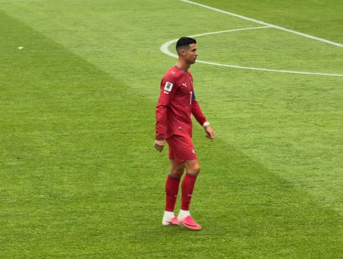 Momen Fans Kongo Teriak ke Ronaldo “Messi… Messi…” usai Portugal Bermain Imbang di Laga Perdana Piala Dunia 13 IMG 9293