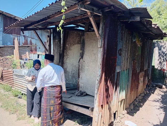 Viral di Medsos, Dinsos Makassar Bergerak Bantu Kakek Ahmad Saleh yang Hidup Seorang Diri 13 258d0b95 b5eb 40d8 a250 b4bc55466111