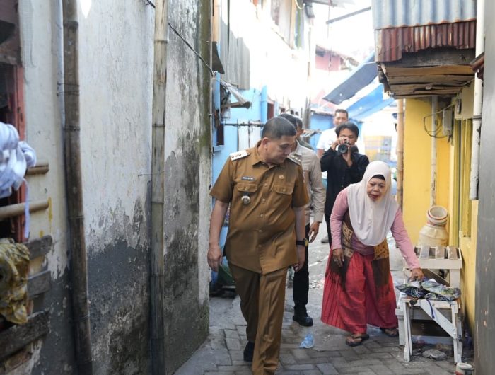 Wali Kota Appi Susuri Lorong di Wilayah Utara, Pastikan Air PDAM Mengalir ke Rumah Warga 13 78caa477 837a 4d2e 89b5 132d69116ec5