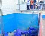 Upaya Perumda Air Minum Kota Makassar dalam memperkuat pelayanan air bersih kepada masyarakat kembali menunjukkan hasil positif. Kali ini PDAM berhasil melakukan uji coba pengoperasian pompa Intake Manggala (Moncongloe) yang mengambil sumber air baku dari Waduk Nipah-Nipah melalui jalur Manggala pada Rabu (1/7/2026).