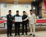 Dewan Perwakilan Rakyat Daerah (DPRD) Kota Parepare bersama Pemerintah Kota Parepare resmi menyetujui Rancangan Peraturan Daerah (Ranperda) tentang Pertanggungjawaban Pelaksanaan APBD Tahun Anggaran 2025 dalam rapat paripurna yang digelar pada Senin (6/7/2026).