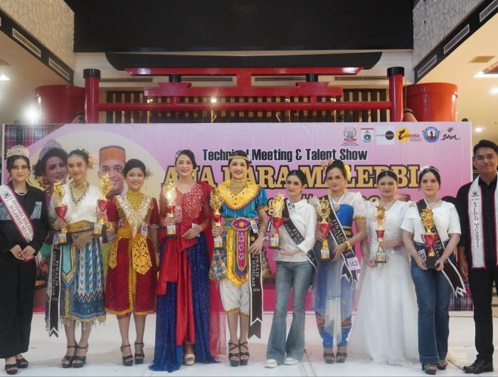 Sebanyak 117 finalis Ana Dara Malebbi Na Kallolo Magaretta (AMKM) Sulawesi Selatan dan Sulawesi Barat (Sulselbar) 2026 mengikuti rangkaian pembekalan, wawancara, dan talent show sebagai bagian dari proses penilaian menuju Grand Final yang akan digelar di Ballroom De Edelweiss, Universitas Fajar (UNIFA), Makassar, Minggu (5/7/2026).