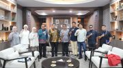 Pemerintah Kota Makassar, menegaskan bahwa penataan kota yang dilakukan dalam beberapa waktu terakhir bukanlah upaya penggusuran terhadap masyarakat. Melainkan langkah strategis untuk mengembalikan fungsi ruang publik agar lebih tertib, aman, nyaman, dan dapat dinikmati seluruh warga.