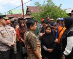Wali Kota Parepare, Tasming Hamid, langsung turun ke lokasi kebakaran yang terjadi di Jalan Mayor Haddade, Kamis (16/7/2026), untuk memastikan proses penanganan berjalan maksimal dan kondisi para korban.