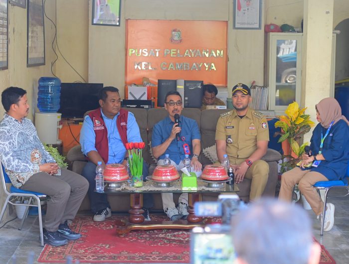 Andi Syahrum Paparkan Strategi PDAM Makassar Atasi Krisis Air, Pemerataan Layanan Kini Menjangkau Utara dan Timur Kota 13 Pelaksana Tugas (Plt) Direktur Utama Perumda Air Minum (PDAM) Kota Makassar, Andi Syahrum, memaparkan berbagai langkah strategis yang telah dilakukan untuk mengatasi krisis air bersih sekaligus memperluas pemerataan distribusi hingga ke wilayah utara dan timur Kota Makassar.