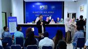 Perumda Air Minum Kota Makassar menggelar sosialisasi penggunaan QRIS sebagai metode pembayaran non-tunai di Kantor Wilayah Pelayanan IV, Jalan Ratulangi, Jumat (24/7/2026).