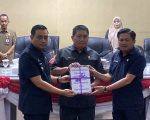 Dewan Perwakilan Rakyat Daerah (DPRD) Kota Parepare menggelar rapat paripurna penyerahan Rancangan Kebijakan Umum Anggaran dan Prioritas Plafon Anggaran Sementara (KUA-PPAS) Kota Parepare Tahun Anggaran 2027 di Ruang Rapat Paripurna DPRD Kota Parepare, Rabu (29/7/2026).