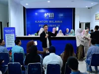 Dukung Program Munafri-Aliyah, Perumda Air Minum Makassar Gencarkan Transaksi QRIS 20 Perumda Air Minum Kota Makassar menggelar sosialisasi penggunaan QRIS sebagai metode pembayaran non-tunai di Kantor Wilayah Pelayanan IV, Jalan Ratulangi, Jumat (24/7/2026).