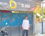 Sejumlah mahasiswa asal Kabupaten Dompu mendesak Kepolisian Resor (Polres) Dompu, Nusa Tenggara Barat (NTB), untuk mempercepat penanganan kasus dugaan pengeroyokan, penganiayaan, pembakaran rumah, penjarahan, serta dugaan membawa senjata tajam yang menimpa seorang petani asal Kabupaten Bima, H. Hamdiah, beserta istrinya, Hj. Masdar.