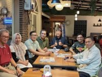 Amarun Agung Hamka Tekankan Semangat Juang dan Nasionalisme di PPM Parepare 14 Ketua PPM Kota Parepare, Amarun Agung Hamka saat bersama pengurus