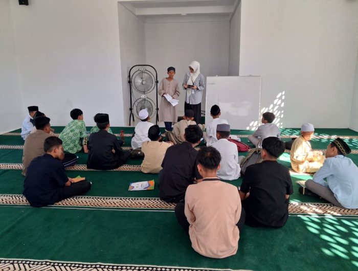 RHIIBS Bekali Siswa SMA Unggulan KKSS Bone dengan English Foundation Program 13 1ad8616b 05dc 4715 829d bae72d9903a8