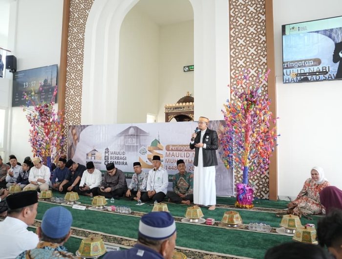 Hadiri Maulid, Appi Serukan Penguatan Ukhuwah dan Kerukunan di Makassar 13 7e5b183c f76e 44ed 8822 ffd3f9960e01