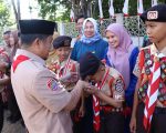 Wali Kota Parepare, Tasming Hamid, melepas Kontingen Kwartir Cabang Gerakan Pramuka Kota Parepare untuk mengikuti Jambore Nasional XII Tahun 2026 di Bumi Perkemahan Pramuka Cibubur, Jakarta. Pelepasan berlangsung di pekarangan Rumah Jabatan Wali Kota Parepare, Senin (3/8/2026).