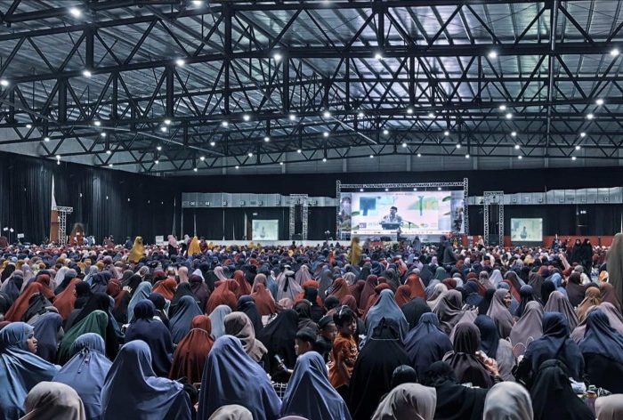 10 Ribu Muslimah Hadiri Salam Indonesia, Ustazah Harisa Tipa Soroti Ketahanan Keluarga 13 IMG 20260803 WA0050