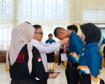 Sekretaris Daerah Provinsi Sulawesi Selatan, Jufri Rahman menekankan pentingnya menjaga fokus, disiplin, dan konsentrasi selama mengikuti Pemusatan Pendidikan dan Pelatihan Calon Pasukan Pengibar Bendera Pusaka (Paskibraka) Provinsi Sulawesi Selatan Tahun 2026.