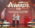 Komitmen Pemerintah Provinsi Sulawesi Selatan dalam mempercepat pembangunan infrastruktur yang merata kembali mendapat pengakuan di tingkat nasional. Gubernur Sulawesi Selatan, Andi Sudirman Sulaiman meraih penghargaan detiktimur Awards 2026 kategori Pembangunan Infrastruktur Terpadu dan Konektivitas Wilayah.