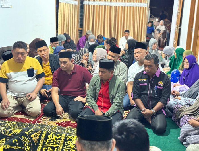 Ayahanda Wakil Wali Kota Hermanto Wafat, Sejumlah Pejabat Parepare Datang Melayat 13 Innalillahi wa inna ilaihi raji’un. Kabar duka menyelimuti keluarga Wakil Wali Kota Parepare, Hermanto. Ayahanda tercinta, H. Pasennangi Riati, berpulang ke rahmatullah pada Sabtu malam, (22/08/2026), di salah satu rumah sakit di Kota Makassar.