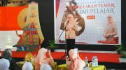 Ketua Dharma Wanita Persatuan (DWP) Provinsi Sulawesi Selatan, Melani Simon Jufri membuka secara resmi Workshop Seni Pergelaran Teater Antar Pelajar Tahun 2026 di Baruga Somba Opu UPT Taman Budaya Benteng Somba Opu, Kabupaten Gowa, Kamis 27 Agustus 2026.