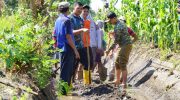 Bupati Bantaeng, M. Fathul Fauzy Nurdin terus berupaya membantu petani dalam mengatasi kekeringan akibat dampak fenomena El Nino.