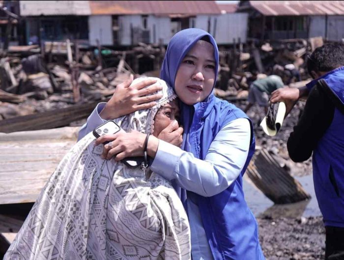 Sambangi Pengungsian Korban Kebakaran Tallo, Fatma Wahyuddin Dengarkan Keluhan Warga 13 IMG 0030