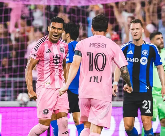 Bukan Cristiano Ronaldo, Casemiro Sebut Messi Masih yang Terbaik Hingga Saat Ini 13 IMG 9844