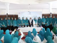 Perkuat Ketahanan Keluarga, TP PKK Makassar Bahas Peran Muslimah dan Pendidikan Karakter 17 d8ecd3a9 4514 4001 960c ce3445b4bac9