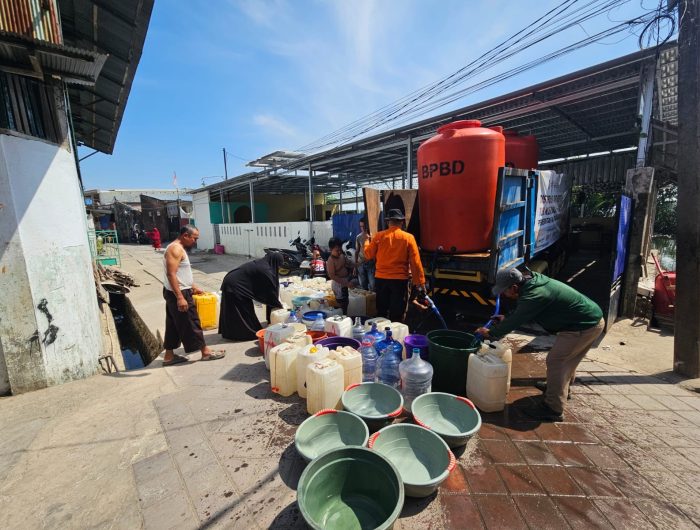 Jalankan Arahan Wali Kota Appi, BPBD Makassar Perluas Distribusi Air Bersih hingga 157 Titik 13 717b28ac c3eb 44c4 8772 b25197cdade1