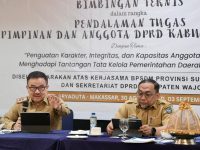 Sekretaris Daerah Provinsi Sulsel Jufri Rahman menghadiri rapat paripurna DPRD Provinsi Sulsel yang dilaksanakan di gedung paripurna DPRD Sulsel kantor Dinas BMBK Pemprov Sulsel, Senin, (31/8/2026).