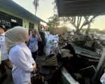 Dewan Pimpinan Cabang (DPC) Partai Gerindra Kota Makassar menyalurkan bantuan kepada warga yang terdampak kebakaran di kawasan Asrama Kodam Mattoangin, Kecamatan Mamajang, Kota Makassar, Rabu (2/9/2026).