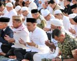 Pemerintah Kota (Pemkot) Parepare bersama Kementerian Agama, Majelis Ulama Indonesia (MUI), Dewan Masjid Indonesia (DMI), Badan Komunikasi Pemuda Remaja Masjid Indonesia (BKPRMI), jajaran Forkopimda, serta ribuan elemen masyarakat menggelar Sholat Istisqa. Sholat Istisqa di gelar di Lapangan Andi Makkasau, Kota Parepare, Jumat pagi (4/9/2026).