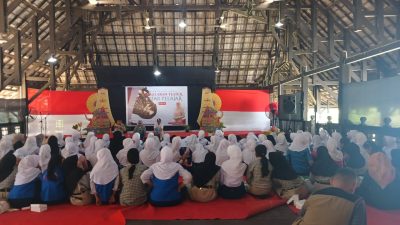 Disbudpar Sulsel Dorong Pelajar Kembangkan Bakat Seni Lewat Pergelaran Teater 2026 14 IMG 20260910 WA0045