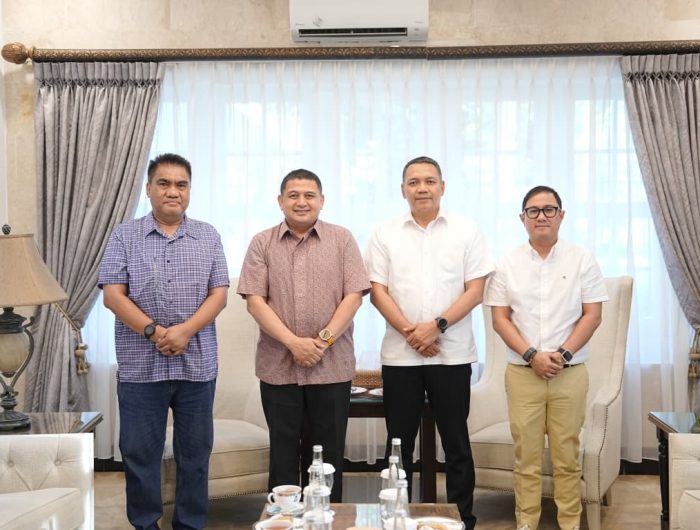 Bos Pertamina Klaim Antrean BBM di Makassar Kembali Normal, Warga Diminta Tidak Panik Lagi 13 b12d258b d3e7 4c8f b84e bb28f946a2fe