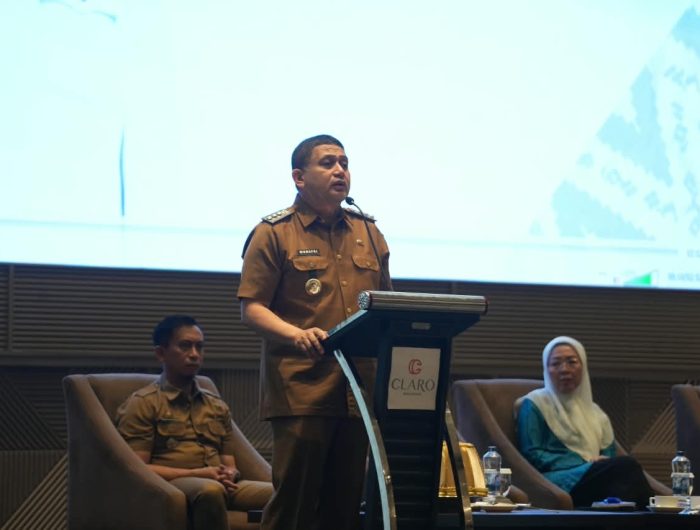 Wali Kota Makassar Bangun Ekosistem Ekonomi Sirkular melalui Sekolah dan Bank Sampah 13 e0135d98 a4c8 4540 acd8 6e6aaf8c4145
