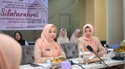 Penjabat Ketua Dharma Wanita Persatuan (DWP) Sulawesi Selatan, Andi Hikmawati Winarno, menekankan pentingnya kolaborasi untuk menjaga kekompakan organisasi.